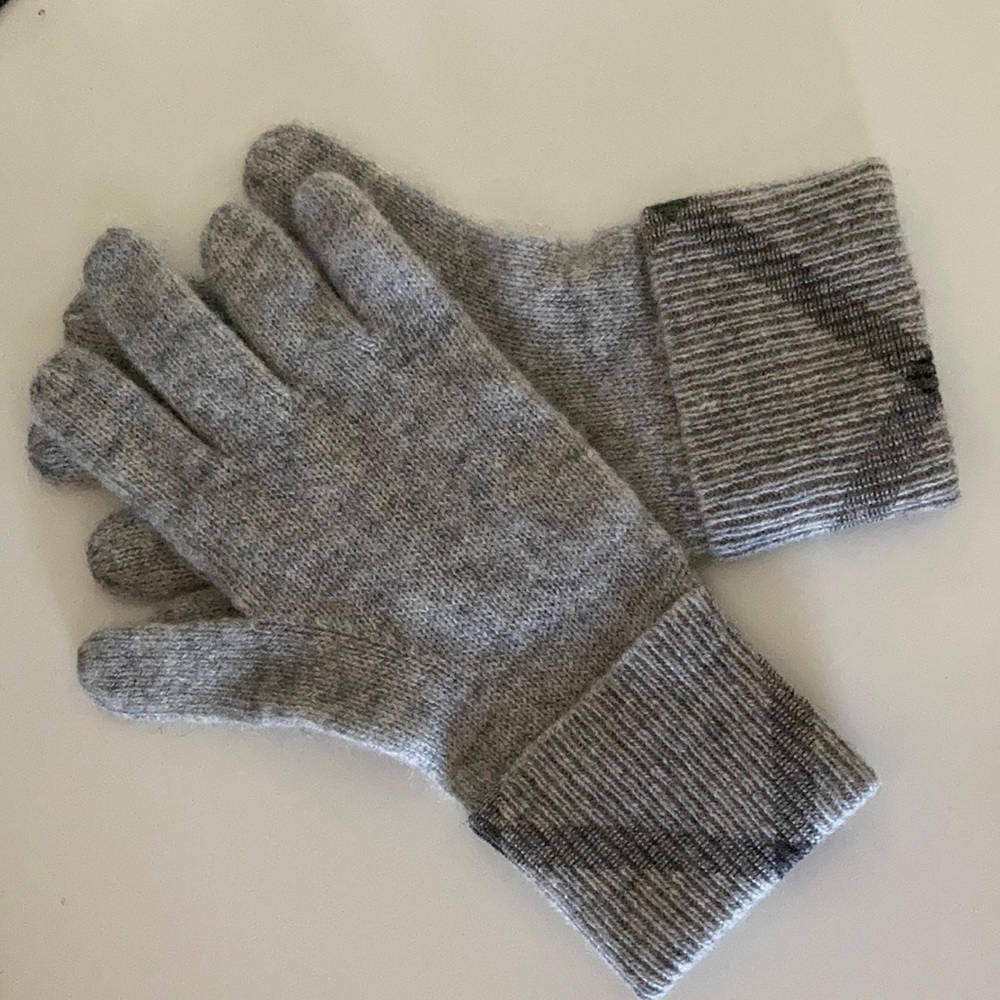 Burberry Kids 100% Cashmere Gloves